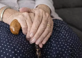 Brasil entra na era da quarta idade e desafia famílias