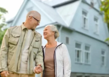 Idosos podem retirar fraldas geriátricas gratuitamente, desde que apresentem estes documentos