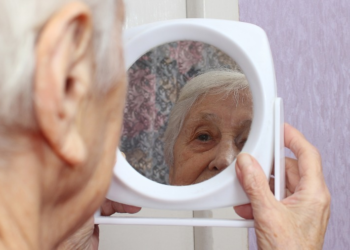 Envelhecer com dignidade: expansão de Centros de Convivência