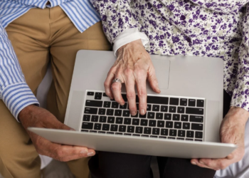 Idosos precisam declarar Imposto de Renda? Veja quando é obrigatório e como funciona a isenção