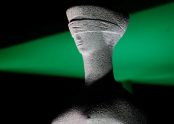 O enfraquecimento da advocacia em tempos de relativização de normas e de abusos do Judiciário