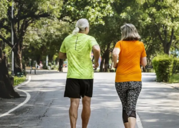 O que devemos evitar para viver mais? Cirurgião lista 5 coisas (e o álcool não é uma delas)