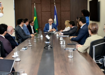 Governo de MT, MP e AMM firmam parceria para utilização de máquinas apreendidas em desmatamentos ilegais