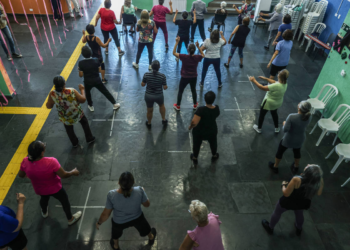 Diferença na expectativa de vida supera 14 anos no Brasil; veja em seu estado