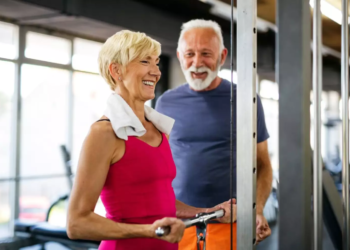 Vida ativa nos 60+: veja exercícios físicos mais recomendados para idosos