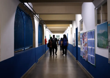 Enfrentamento à violência é desafio para 71,7% dos gestores de escolas