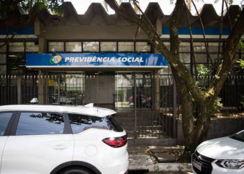 Aposentadorias e pensões chegam a 13,8% da população enquanto Brasil envelhece