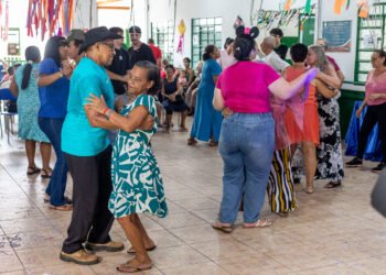 CCI Maria Ignês promove baile semanal para idosos nesta sexta-feira