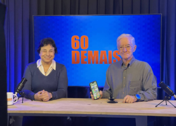 Conheça o casal 60+ que ensina idosos a lidar com tecnologia e evitar golpes