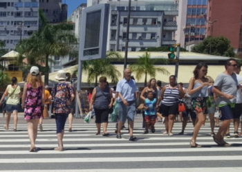 Número de idosos supera o de jovens e IBGE faz alerta sobre o futuro da aposentadoria no Brasil