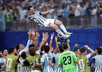 Como as estrelas da Copa do Mundo perto dos 40 anos estão desafiando seus relógios biológicos