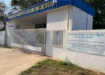R$ 7 milhões parados: Abrigo cobra Câmara e diz que 89 idosos esperam vaga em Cuiabá