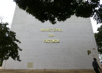 Governo deve recorrer ao STF sobre PEC de agentes de saúde