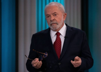 Lula avalia faltar a debates na TV durante a campanha, e tema divide cúpula do PT