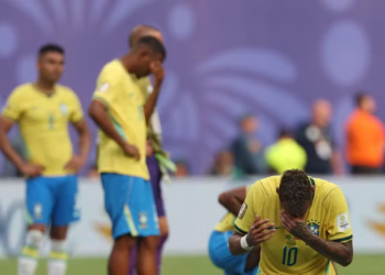 Deputado propõe lei que veta atletas que atuem fora do país de jogarem na seleção: ‘Chega de estrelas que fazem o Brasil passar vergonha’