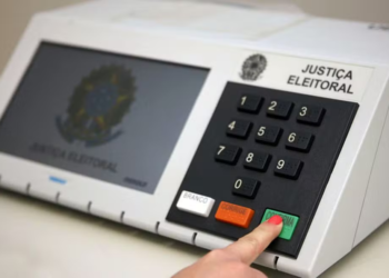 Candidaturas envelhecem em 2026, e cresce a participação de candidatos com 60 anos ou mais