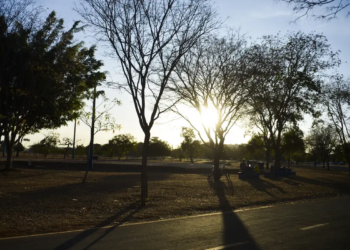 Região Centro-Oeste tem alerta laranja de perigo para baixa umidade
