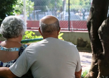 Brasileiros podem ser considerados idosos aos 50 anos com novo projeto