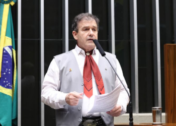 Lei cria título para municípios com políticas voltadas às pessoas idosas