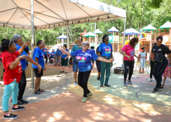 Idosos vivenciam manhã de lazer e integração no Parque Bernardo Berneck