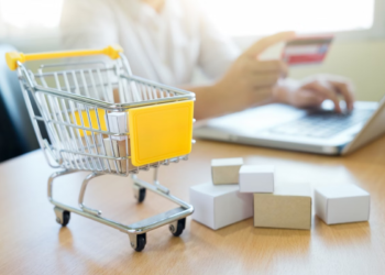 Febraban lista dez dicas para comprar de forma segura no Dia das Crianças; confira